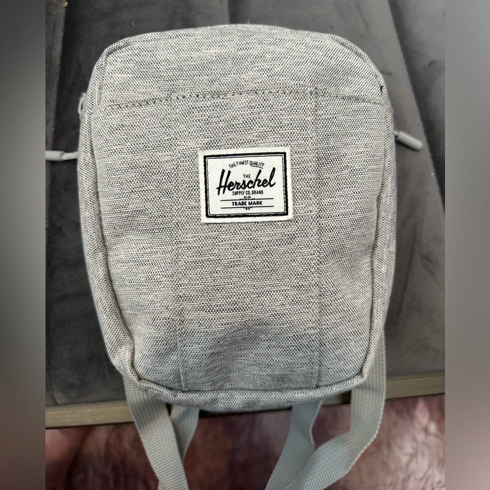 EUC- Herschel Supply Co CRUZ CROSS BODY Light Grey Crosshatch Bag